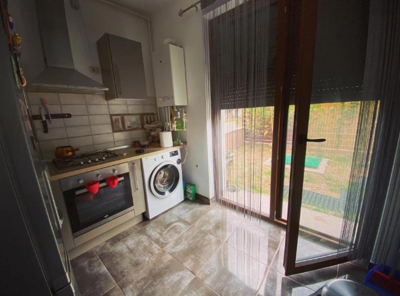The Unique Apartment Roşu Dış mekan fotoğraf